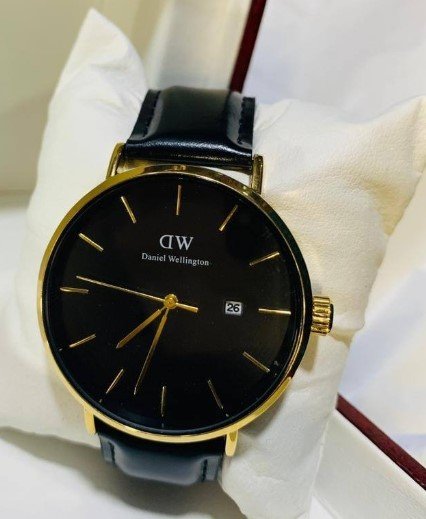 Montre Daniel Wellington(DW)